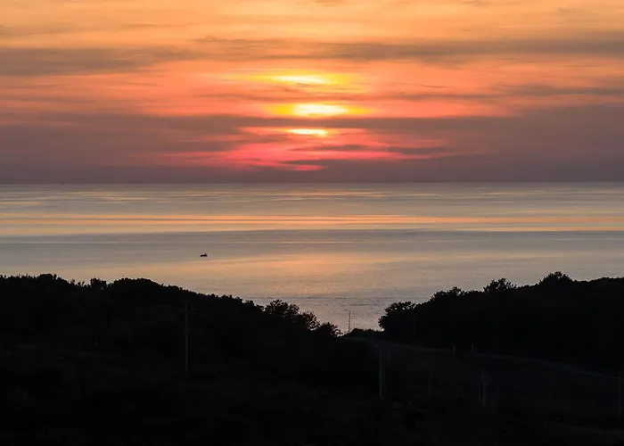 فندق Cape Of Rodon Resort, Village 5*