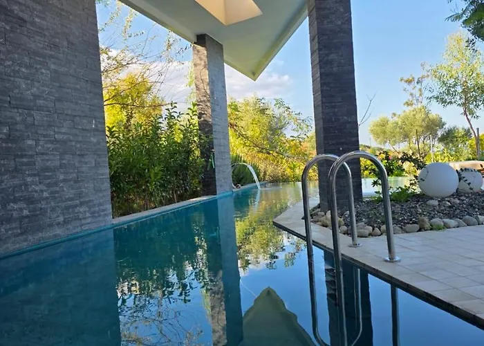 فندق Cape Of Rodon Resort, Village دراس
