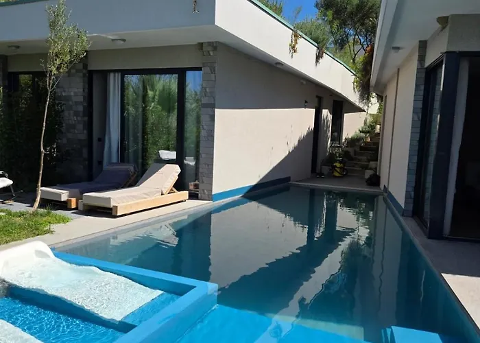 Cape Of Rodon Resort, Village
